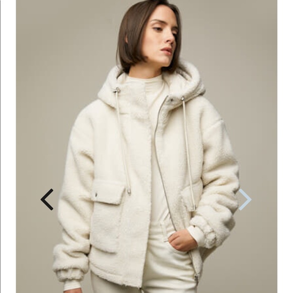 OAK + FORT Jackets & Blazers - Cream Sherpa Jacket - SMALL